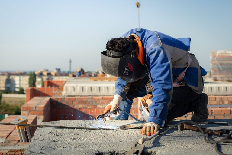 Construction Jobs Without a College Degree: Build a Strong Career