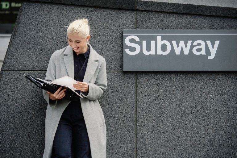 Entry-Level Jobs Hiring Without Interviews: A Practical 2026 Job Search Guide